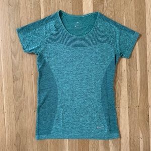 Nike DRI-FIT Shirt
